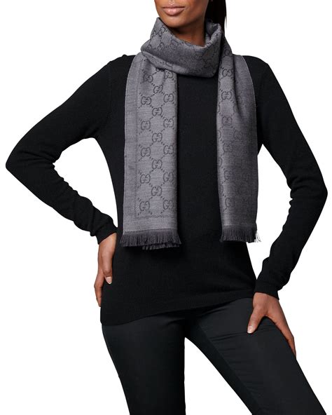 black.gucci scarf